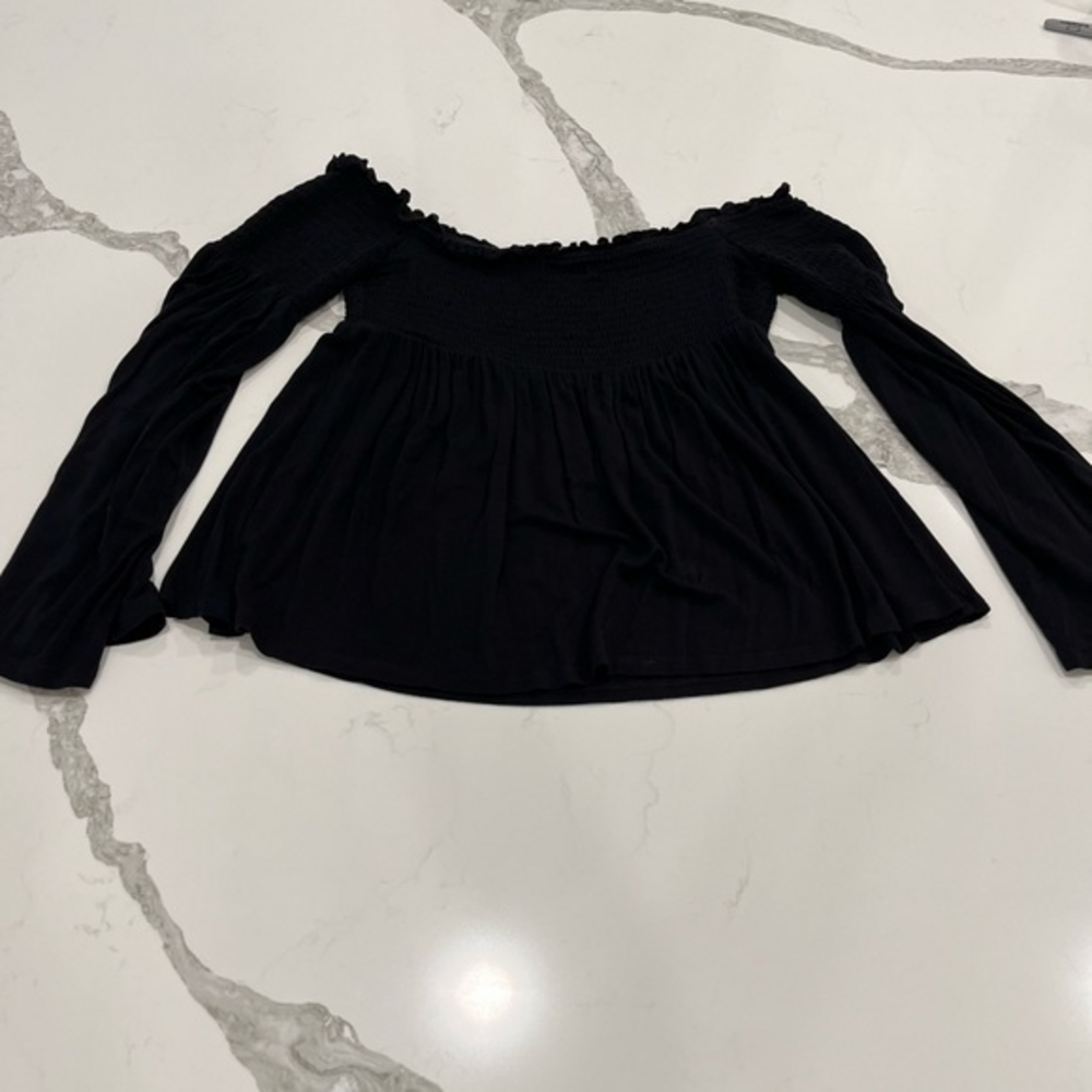 Black poet off the shoulder size small Massimo‎ from target top